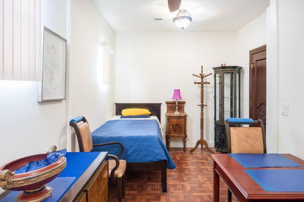 Entire Second Flr - Santa Monica Luxury Roman Villa Лос Анджелис Екстериор снимка