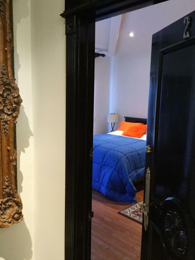 Entire Second Flr - Santa Monica Luxury Roman Villa Лос Анджелис Екстериор снимка