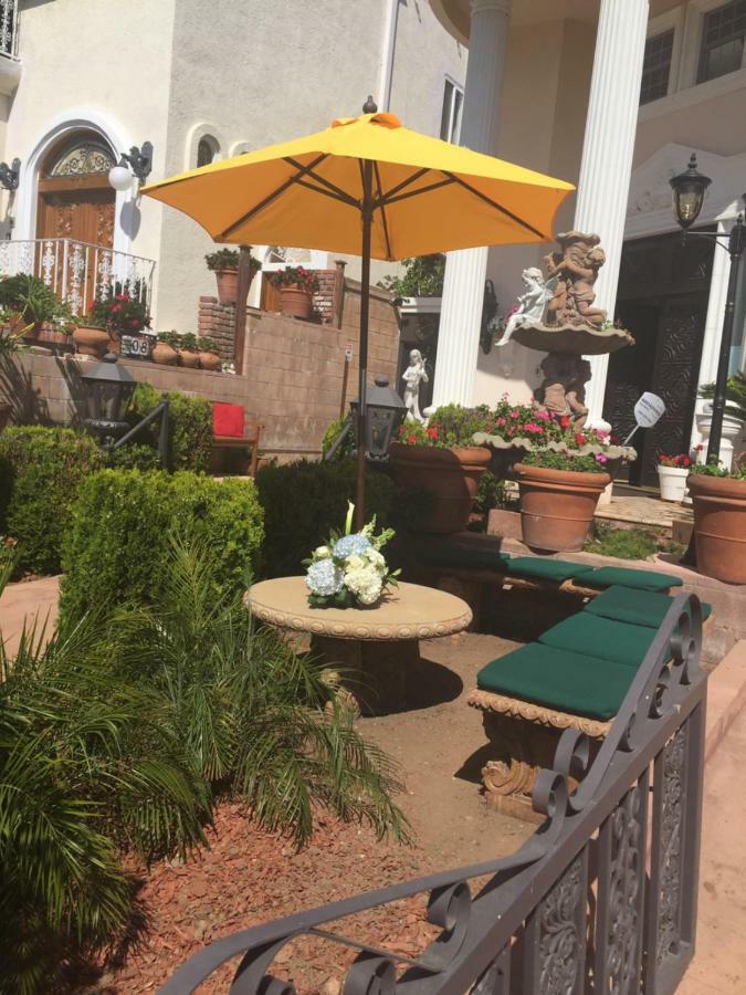 Entire Second Flr - Santa Monica Luxury Roman Villa Лос Анджелис Екстериор снимка