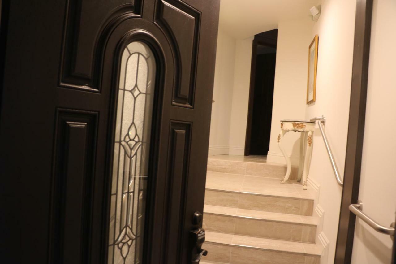 Entire Second Flr - Santa Monica Luxury Roman Villa Лос Анджелис Екстериор снимка